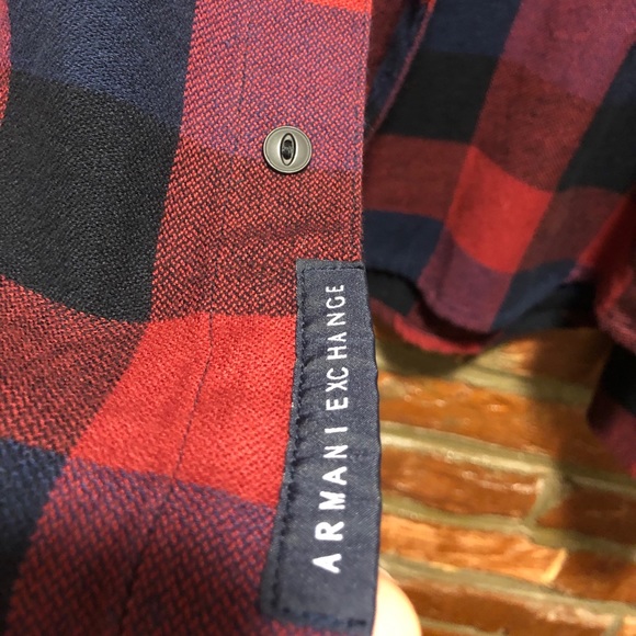 Armani Exchange button shirt. Size medium - Picture 4 of 7